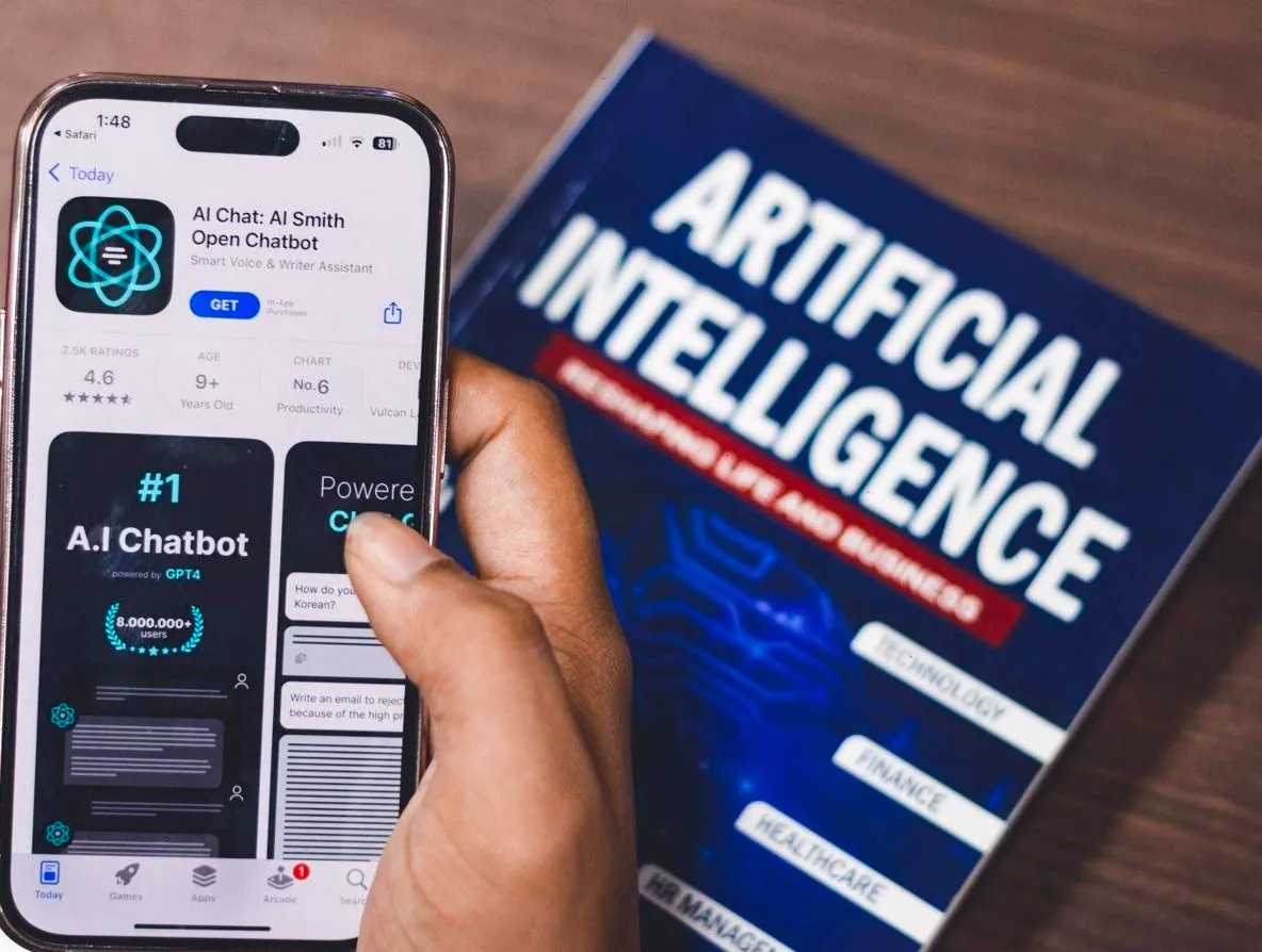 The Role of Artificial Intelligence in Shaping the Future of Internet Services